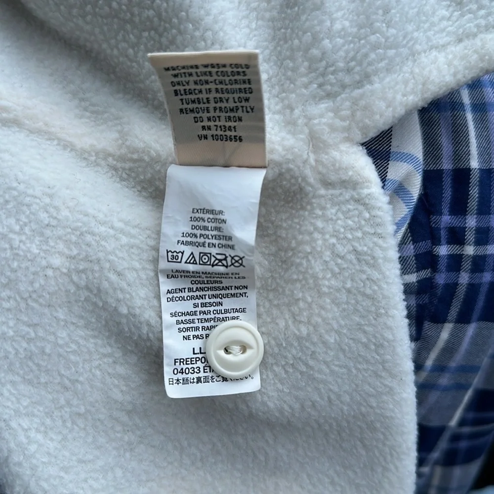 L.L. Bean Blue Plaid Flannel Jacket with Fleece Lining Lon Button-Up size Small